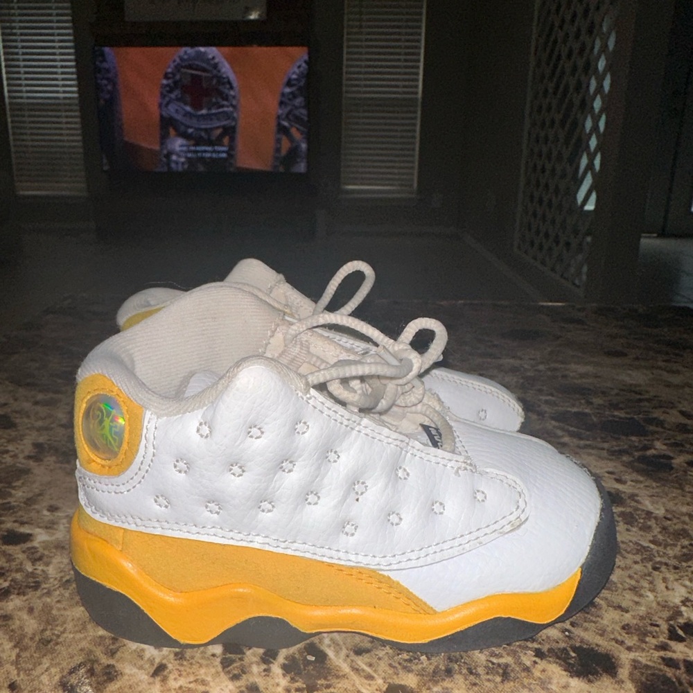 Jordan 13 - Picture 3 of 4